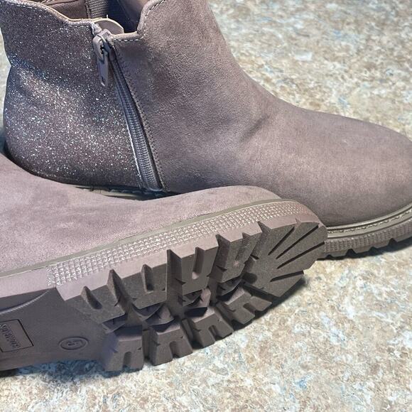 Steve Madden Howler Glitter Chunky Sole Ankle Boot Girls Size 5 - Picture 6 of 7